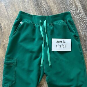 Figs Zamora Joggers Hunter Green